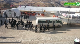 Policías salen del campamento minero Las Bambas. Fuente: Trabajador de la mina.